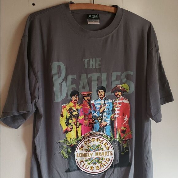 Vintage 2009 The Beatles t-shirt Sergeant Pepper's Lonely Hearts Club Band Large - Picture 8 of 8
